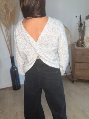 Pull réversible à noeud torsade gris clair – Modèle Orlane