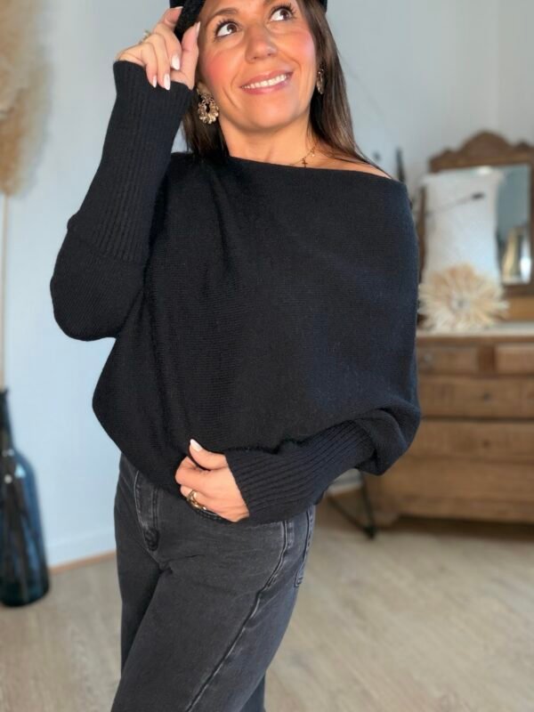 Pull asymétrique noir – Modèle Bobby