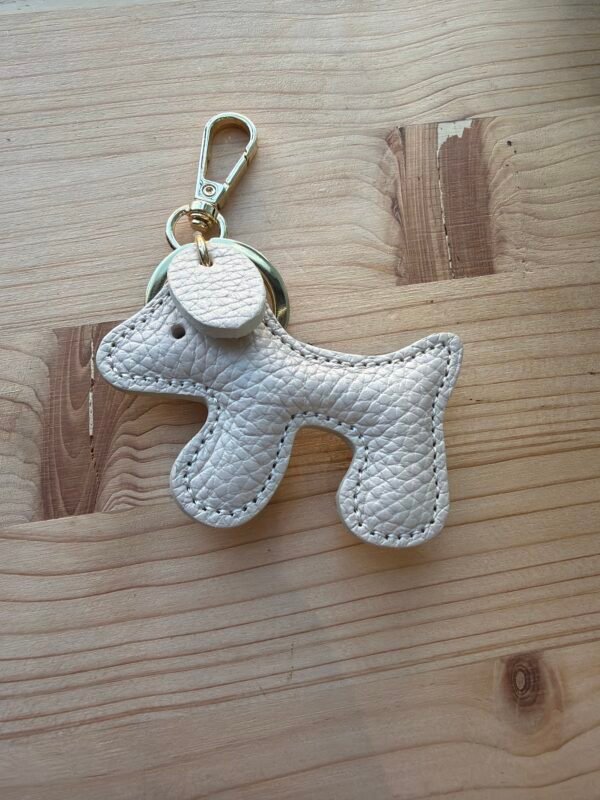 Porte clés chien en cuir - Modele Bake