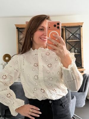 Chemise beige broderie anglaise- Modèle Jay