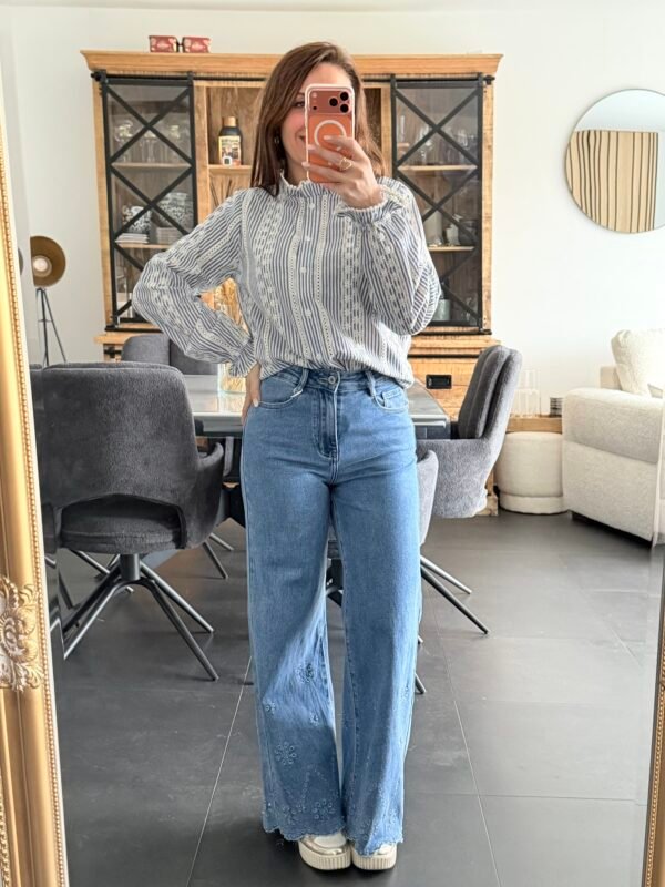 Chemise rayée marine avec broderie - Modèle Livia