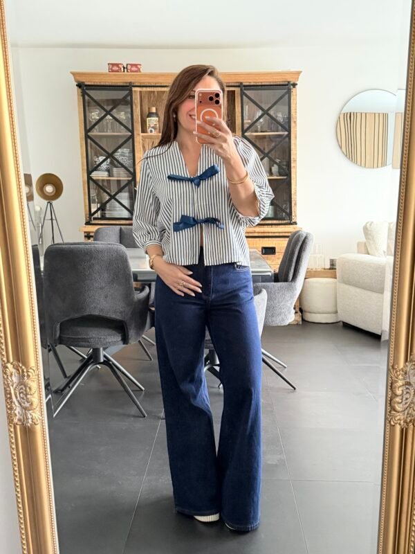 Chemise rayée bleu avec noeuds - Modèle Cynthia