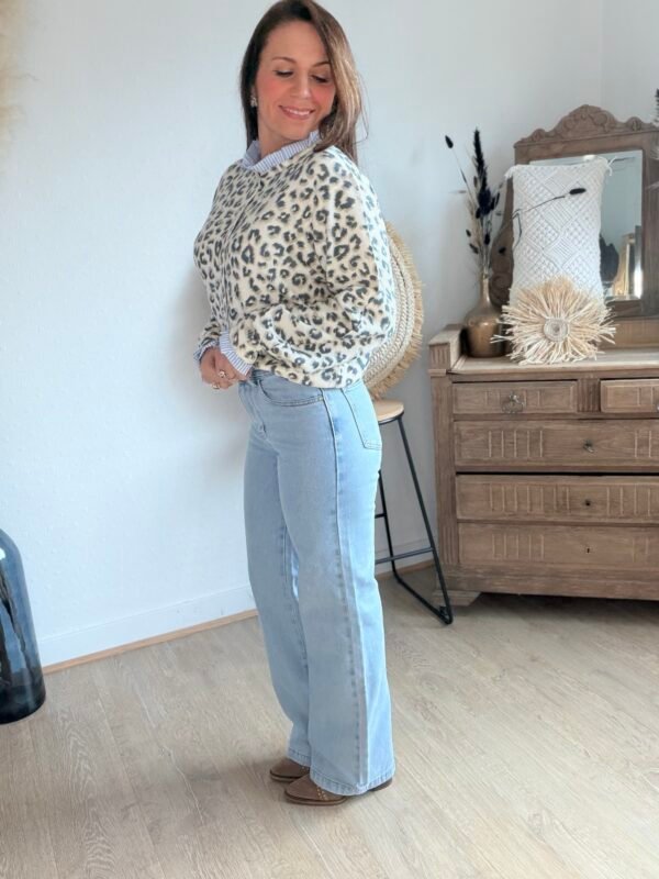 Jean flare bleu clair - Modèle Mona