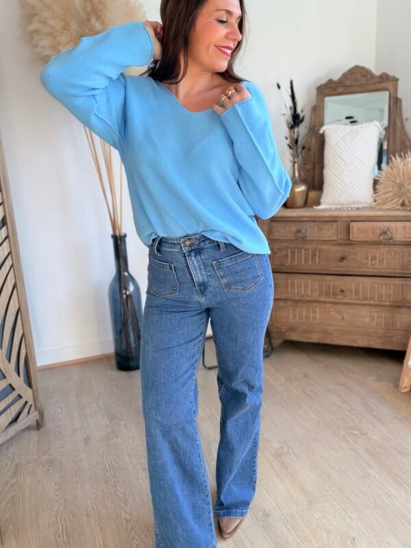 img_4340 Pull maille fine bleu ciel - Modèle Laura