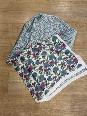 Grand foulard carré – Modèle Flora