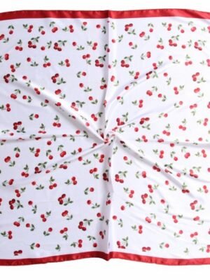 img_5856 Petit foulard carré – Modèle Cerise