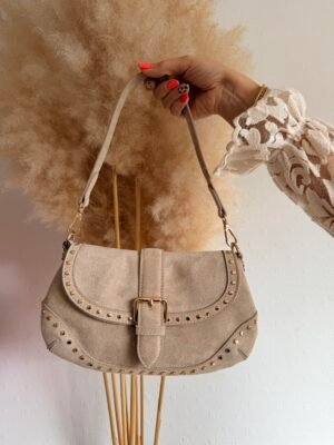 SAC A MAIN LUNE BEIGE DAIM Sac à mains lune beige – Modèle Nour