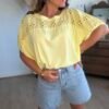 T shirt oversize délavé jaune - Modèle Jenner