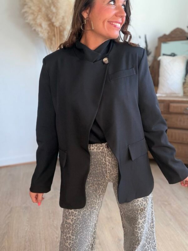 Veste Blazer asymétrique noire - Modèle Elisa