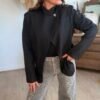 Veste Blazer asymétrique noire - Modèle Elisa