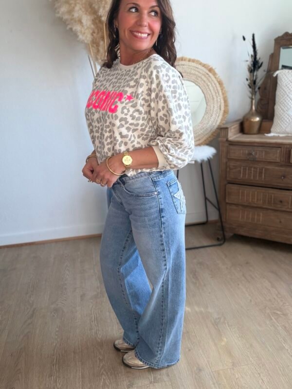 Jean Wide Leg étoiles léopard - Modèle Eryna