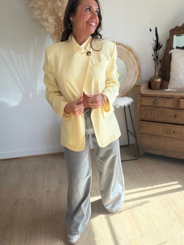 Veste Blazer asymétrique jaune - Modèle Elisa