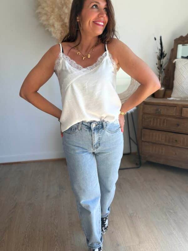 Top blanc à bretelles avec dentelle - Modèle Lisie