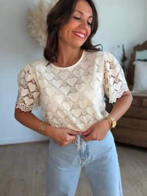 Blouse en dentelle beige - Modèle Léa
