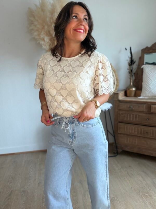 Blouse en dentelle beige - Modèle Léa