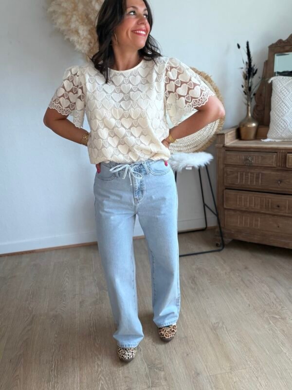 Blouse en dentelle beige - Modèle Léa