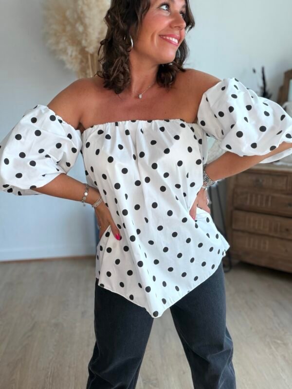 Blouse blanche à pois - Modèle Bardot