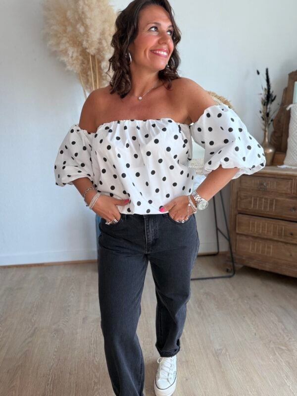 Blouse blanche à pois - Modèle Bardot