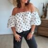 Blouse blanche à pois - Modèle Bardot