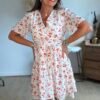 Robe courte fleurie fond blanc  - Modèle Sylvia