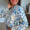 Chemise fleurie bleu - Modèle Sabrina
