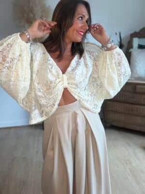 Blouse beige dentelle - Modèle Rosie