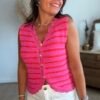 Gilet sans manches en maille rayé fushia - Modèle Armanda