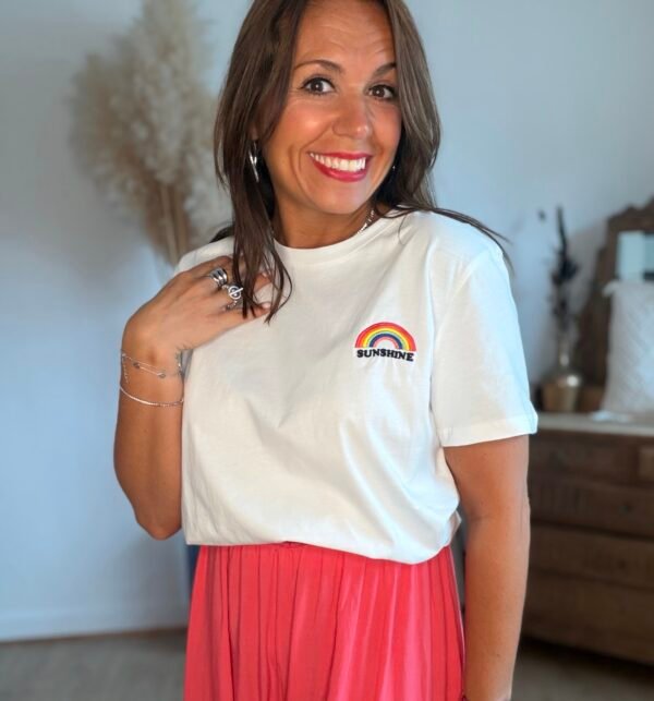 T shirt blanc avec broderie arc en ciel - Modèle Rainbow