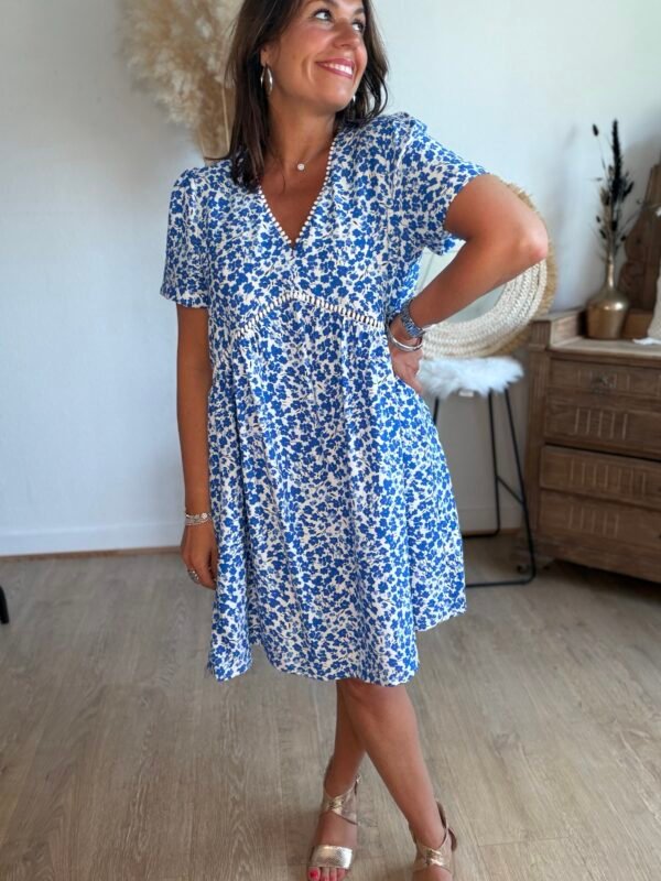 Robe courte fleurie bleu - Modèle Laetitia