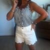 Short en jean blanc marine  - Modèle  Fleur