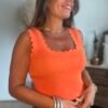 TOP ORANGE Top en maille orange - Modèle Charlotte