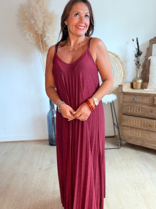 img_7355-2 Robe plissée pailletté bordeaux - Modèle Sandrine
