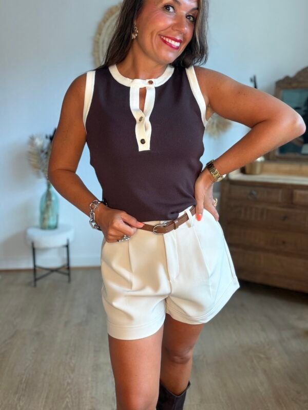 img_0175-2 Short de tailleur beige - Modèle Simon