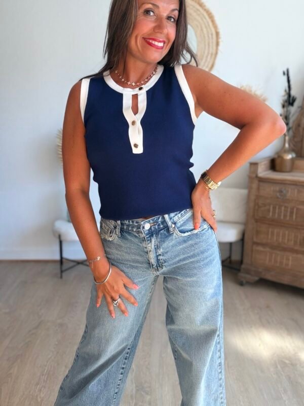 Top sans manches bleu marine - Modèle Ricky