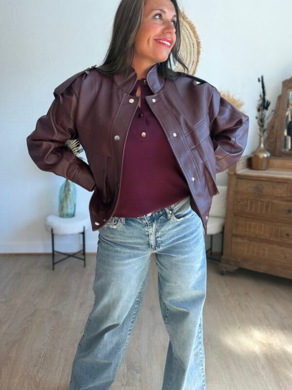 Veste similicuir grainé bordeaux  - Modèle Lisie