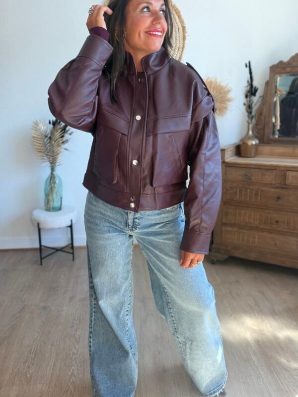 Veste similicuir grainé bordeaux  - Modèle Lisie