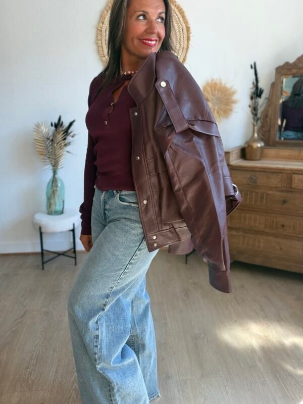 Veste similicuir grainé bordeaux  - Modèle Lisie