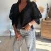 Blouse crop dentelle noir - Modèle Lana