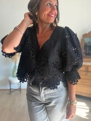 Blouse crop dentelle noir - Modèle Lana