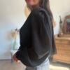 Blouse satin texturé à dos Benitier noir - Modèle Lou