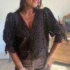 Blouse crop dentelle chocolat - Modèle Lana