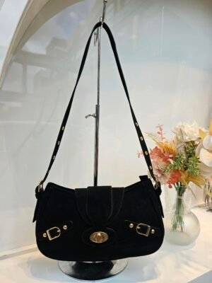 Sac Porté Épaule Demi-Lune en Suédine à Boucles Dorées - Modèle Angèle