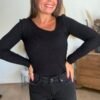 Top en maille Côtelée noir col asymétrique - Modèle Camille