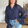BLOUSE BLEU MARINE MANCHES DENTELLES Blouse Fluide Manches en Dentelle- Modèle Saphyr