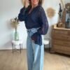 BLOUSE BLEU AVEC MANCHES DENTE.L Blouse Fluide Manches en Dentelle- Modèle Saphyr