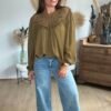 Blouse Fluide kaki & Plastron Brodé - Modèle Samy