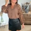Blouse Chocolat Manches Broderie Anglaise - Modèle Athena