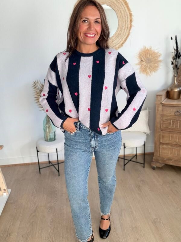 Pull Rayé en Maille Bouclée & Cœurs Brodés - Modèle Mandy