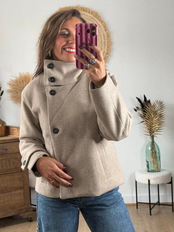 Veste manteau beige col montant - Modèle Sibile